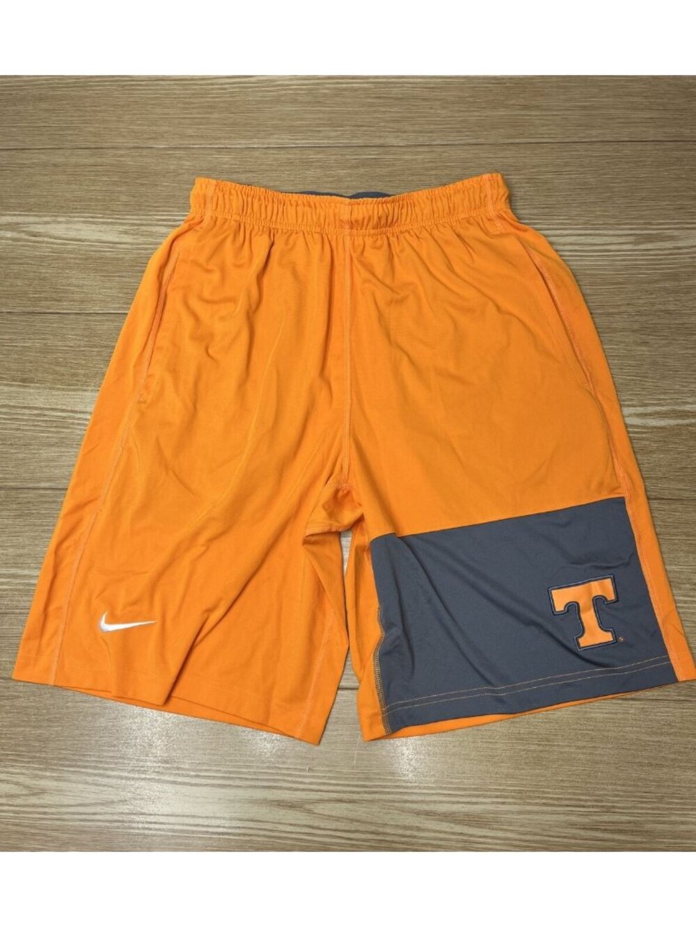 Nike Dri-FIT Shorts Mens Size S Tennessee Volunteers NCAA Gym Training Bottoms